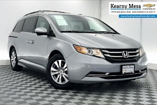 2017 Honda Odyssey SE 5FNRL5H35HB016704 2017 Honda Odyssey SE