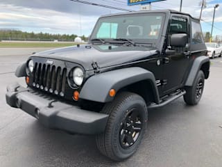 2010 Jeep Wrangler Sport 1J4AA2D11AL112221 2010 Jeep Wrangler Sport