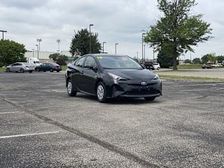 2018 Toyota Prius One JTDKBRFU4J3596005 2018 Toyota Prius One