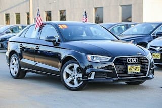 2018 Audi A3 2.0T Premium WAUAUGFF4J1018751 2018 Audi A3 2.0T Premium