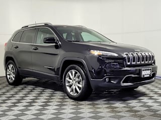 2018 Jeep Cherokee 1C4PJMDB0JD570332 2018 Jeep Cherokee