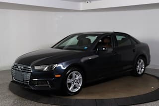2018 Audi A4 2.0T quattro Premium WAUDNAF47JA212275 2018 Audi A4 2.0T quattro Premium
