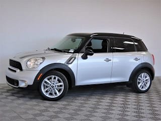 2014 MINI Countryman WMWZC3C57EWP25586 2014 MINI Countryman