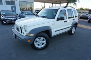 2005 Jeep Liberty Sport 1J4GL48K55W614205 2005 Jeep Liberty Sport