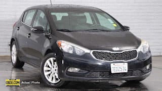 2014 Kia Forte5 KNAFX5A8XE5170011 2014 Kia Forte5