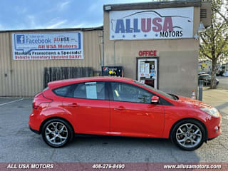 2014 Ford Focus SE 1FADP3K26EL112052 2014 Ford Focus SE