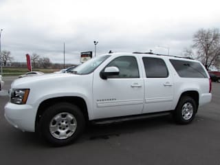 2010 Chevrolet Suburban LT 1500 1GNUKJE33AR103938 2010 Chevrolet Suburban LT 1500