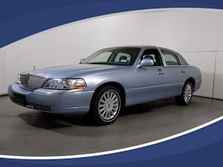 2005 Lincoln Town Car 1LNHM81W05Y605889 2005 Lincoln Town Car