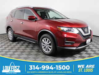 2018 Nissan Rogue SV 5N1AT2MV4JC747447 2018 Nissan Rogue SV