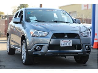 2011 Mitsubishi Outlander Sport SE JA4AP4AU1BZ012398 2011 Mitsubishi Outlander Sport SE