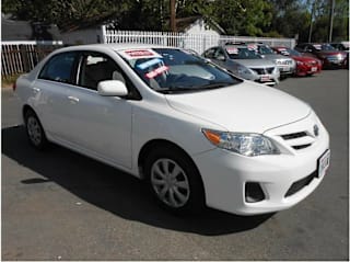 2011 Toyota Corolla LE JTDBU4EE6BJ093564 2011 Toyota Corolla LE