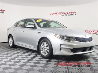 2018 Kia Optima LX 5XXGT4L32JG229590 2018 Kia Optima LX