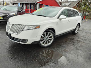 2010 Lincoln MKT 2LMHJ5AT0ABJ29281 2010 Lincoln MKT