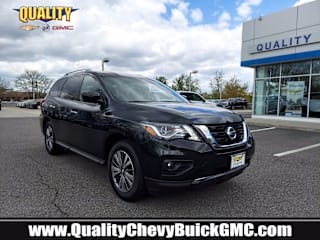 2018 Nissan Pathfinder SV 5N1DR2MM1JC654050 2018 Nissan Pathfinder SV