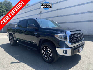 2018 Toyota Tundra SR5 5TFDY5F17JX731220 2018 Toyota Tundra SR5