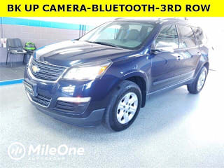 2017 Chevrolet Traverse LS 1GNKRFEDXHJ166598 2017 Chevrolet Traverse LS