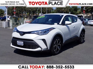 2021 Toyota C-HR JTNKHMBX2M1111213 2021 Toyota C-HR