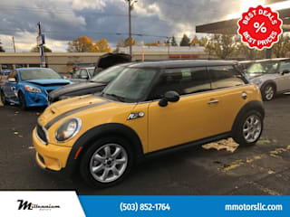 2007 MINI Cooper S WMWMF73507TL91348 2007 MINI Cooper S