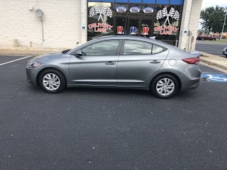 2017 Hyundai Elantra SE KMHD74LF8HU114252 2017 Hyundai Elantra SE