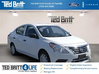 2015 Nissan Versa 1.6 S 3N1CN7AP3FL855616 2015 Nissan Versa 1.6 S