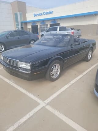 1990 Cadillac Allante Base 1G6VS3385LU125109 1990 Cadillac Allante Base