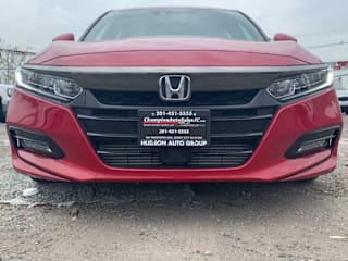 2018 Honda Accord Sport 1HGCV1F3XJA016516 2018 Honda Accord Sport