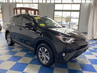 2017 Toyota RAV4 Hybrid XLE JTMRJREV0HD077887 2017 Toyota RAV4 Hybrid XLE