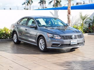 2018 Volkswagen Passat 2.0T S 1VWAA7A36JC004604 2018 Volkswagen Passat 2.0T S
