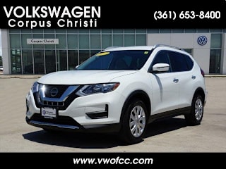 2017 Nissan Rogue S KNMAT2MT5HP590484 2017 Nissan Rogue S