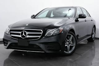 2017 Mercedes-Benz E-Class WDDZF4KB2HA057730 2017 Mercedes-Benz E-Class