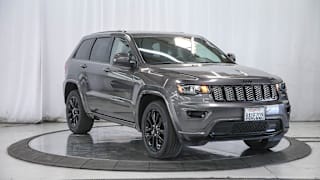 2017 Jeep Grand Cherokee Laredo 1C4RJFAG8HC897582 2017 Jeep Grand Cherokee Laredo