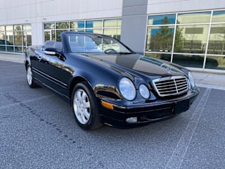 2000 Mercedes-Benz CLK WDBLK65G7YT042125 2000 Mercedes-Benz CLK