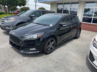 2017 Ford Focus ST 1FADP3L98HL269176 2017 Ford Focus ST