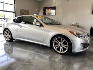 2011 Hyundai Genesis Coupe 3.8L Track KMHHU6KH5BU065270 2011 Hyundai Genesis Coupe 3.8L Track