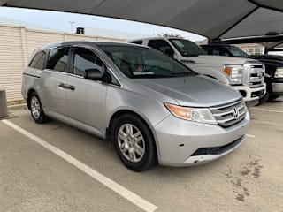 2011 Honda Odyssey 5FNRL5H26BB054988 2011 Honda Odyssey