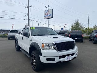 2005 Ford F-150 STX 1FTRX14W85KE51504 2005 Ford F-150 STX