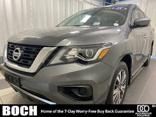 2018 Nissan Pathfinder S 5N1DR2MM7JC676151 2018 Nissan Pathfinder S