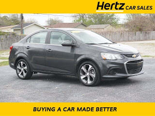 2019 Chevrolet Sonic 1G1JF5SB4K4122590 2019 Chevrolet Sonic