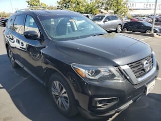 2017 Nissan Pathfinder S 5N1DR2MN9HC626645 2017 Nissan Pathfinder S