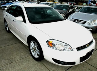 2009 Chevrolet Impala LTZ 2G1WU57M291221355 2009 Chevrolet Impala LTZ