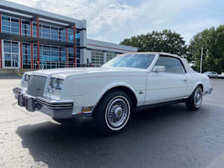1984 Buick Riviera Base 1G4AZ6794EE418178 1984 Buick Riviera Base
