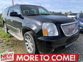 2013 GMC Yukon XL Denali 1GKS2MEF9DR288095 2013 GMC Yukon XL Denali