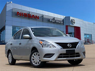 2019 Nissan Versa S 3N1CN7AP2KL870747 2019 Nissan Versa S
