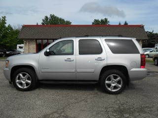 2010 Chevrolet Tahoe LT 1GNUKBE01AR164264 2010 Chevrolet Tahoe LT