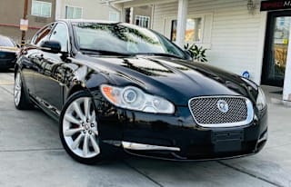 2011 Jaguar XF Premium SAJWA0GB0BLS10647 2011 Jaguar XF Premium