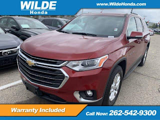 2018 Chevrolet Traverse LT Cloth 1GNEVGKWXJJ285410 2018 Chevrolet Traverse LT Cloth