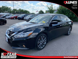 2018 Nissan Altima 2.5 SR 1N4AL3AP3JC297537 2018 Nissan Altima 2.5 SR
