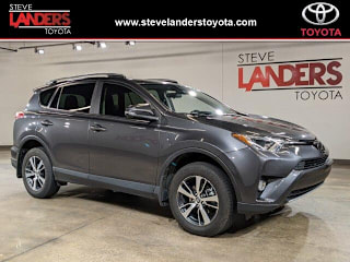 2018 Toyota RAV4 XLE JTMWFREV9JJ743477 2018 Toyota RAV4 XLE
