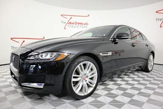 2016 Jaguar XF 35t Prestige SAJBK4BV0GCY23802 2016 Jaguar XF 35t Prestige