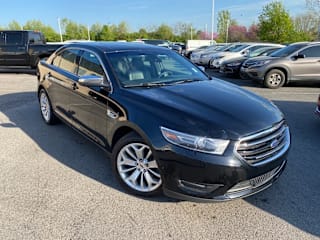 2017 Ford Taurus 1FAHP2F82HG128224 2017 Ford Taurus
